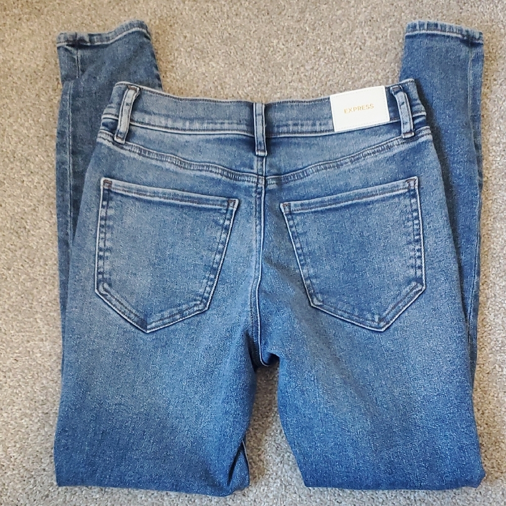 Express Blue Skinny Jeans with Subtle Fading 4R - Picture 4 of 7
